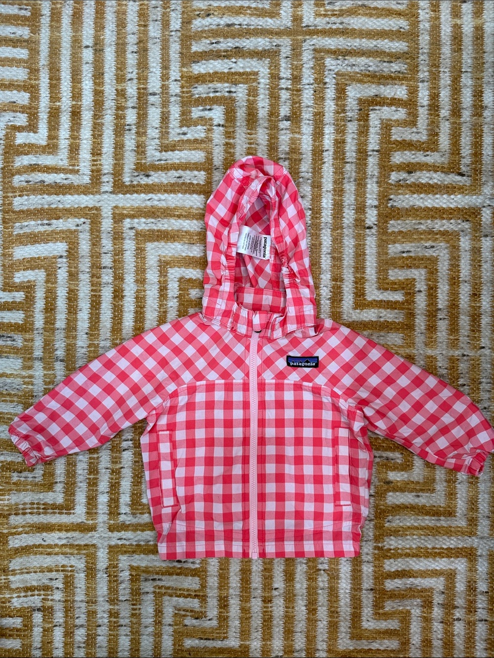 Patagonia Baby Pink Plaid Lightweight Windbreaker Jacket